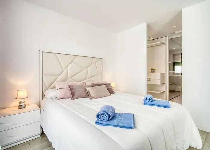 Lighthouse By Interhome * Empuriabrava